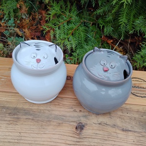 Cicás cukortartó, mézes csupor szett - otthon & életmód - konyhafelszerelés, tálalás - konyhai tárolás - méz & vajtartó - Meska.hu