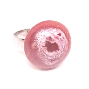Fúzió - Rózsaszín-fehér mintás kerámia gyűrű, Ékszer, Gyűrű, Kerek gyűrű, Kerámia, Ékszerkészítés, MESKA