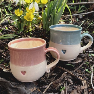 Szivecskés kávéscsésze pár - otthon & életmód - konyhafelszerelés, tálalás - tálalás - tányér & étkészlet - Meska.hu