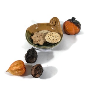 Tálka mogyorós-kekszes - esküvő - dekoráció - tálalás - Meska.hu