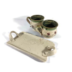 Kávés bögrék párban tálcán - otthon & életmód - konyhafelszerelés, tálalás - tálalás - bögre & csésze - Meska.hu