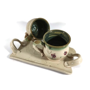 Kávés bögrék párban tálcán - otthon & életmód - konyhafelszerelés, tálalás - tálalás - bögre & csésze - Meska.hu