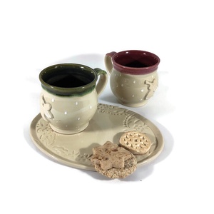 Angyal-mintás bögre pár, kávéhoz tálcán, süti kínálóval - otthon & életmód - konyhafelszerelés, tálalás - tálalás - bögre & csésze - Meska.hu