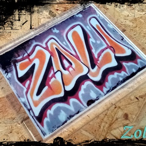 Neves graffitis hűtőmágnes-Zoli, Otthon & Életmód, Konyhafelszerelés, tálalás, Konyhai dekoráció, Hűtőmágnes, Festészet, Fotó, grafika, rajz, illusztráció, MESKA