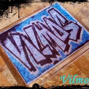 Neves graffitis hűtőmágnes-Vilmos, Otthon & Életmód, Konyhafelszerelés, tálalás, Konyhai dekoráció, Hűtőmágnes, Festészet, Fotó, grafika, rajz, illusztráció, MESKA