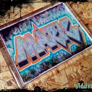 Neves graffitis hűtőmágnes-Márk, Otthon & Életmód, Konyhafelszerelés, tálalás, Konyhai dekoráció, Hűtőmágnes, Festészet, Fotó, grafika, rajz, illusztráció, MESKA