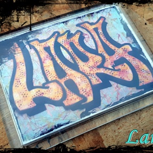 Neves graffitis hűtőmágnes-Lara, Otthon & Életmód, Konyhafelszerelés, tálalás, Konyhai dekoráció, Hűtőmágnes, Festészet, Fotó, grafika, rajz, illusztráció, MESKA