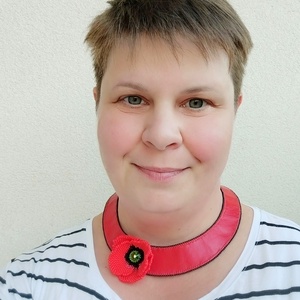 Pipacs fűzött - hímzett nyakék  - ékszer - nyaklánc - statement nyaklánc - Meska.hu