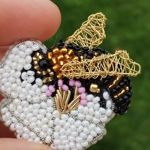 Méhecske bross - ékszer - kitűző és bross - Meska.hu