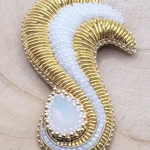 Eternity bross, Ékszer, Kitűző és Bross, Gyöngyfűzés, gyöngyhímzés, MESKA