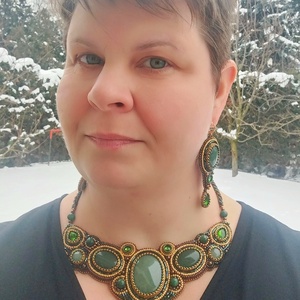 Az erdő mélyén nyakék, hímzett nyakék - ékszer - nyaklánc - statement nyaklánc - Meska.hu