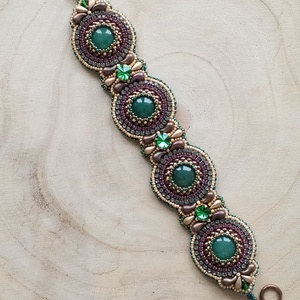 Aventurin hímzett karkötő , Ékszer, Karkötő, Széles karkötő, Gyöngyfűzés, gyöngyhímzés, MESKA