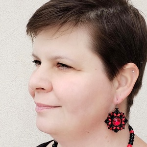 Fekete-piros tüzes fülbevaló - ékszer - fülbevaló - lógó fülbevaló - Meska.hu