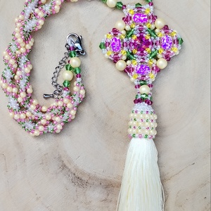 DIY- tutorial, Négyszögletes, csillogó medál minta, gyöngyfűzési útmutató  - diy (csináld magad) - fűzésminták - Meska.hu