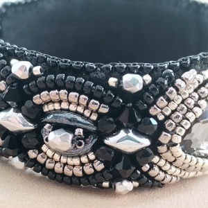 Fekete-ezüst gyöngyhímzett karkötő rivolival � elegáns, alkalmi statement ékszer - ékszer - karkötő - gyöngyös karkötő - Meska.hu