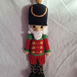 Horgolt diótörő  -  - Meska.hu Horgolt diótörő  -  - Meska.hu