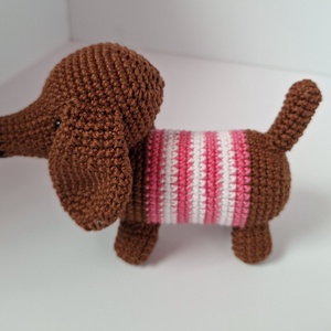 Horgolt tacsi  - játék & sport - plüssállat & játékfigura - kutya - Meska.hu