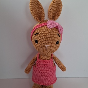 Horgolt nyuszilány  - baba - mama - baba játékok - szundikendő, alvóka - Meska.hu