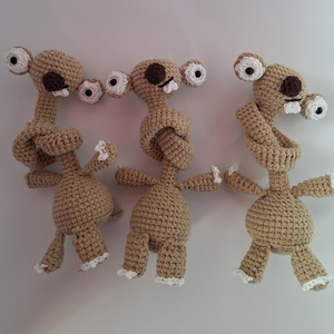 Horgolt Sid. - táska & tok - kulcstartó & táskadísz - táskaakasztó - Meska.hu