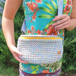 Horgolt crossbody táska  - táska & tok - kézitáska & válltáska - vállon átvethető táska - Meska.hu