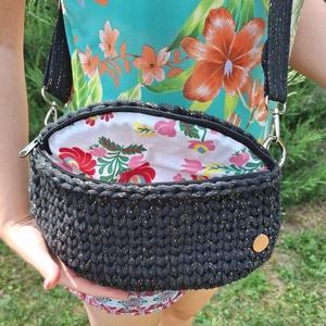 Horgolt crossbody táska  - táska & tok - kézitáska & válltáska - vállon átvethető táska - Meska.hu