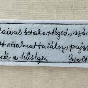 Könyvjelző bibliai igével, textilből varrva  - könyv & zene - könyvjelző - Meska.hu