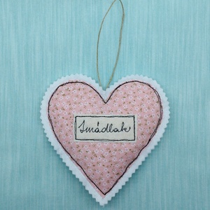 Textil szív -Imádlak felirattal , Kellékek & szerszámok, Dekorációs kellékek, Egyéb kellékek, Varrás, Patchwork, foltvarrás, MESKA