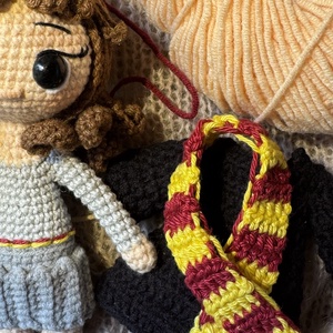 Horgolt Hermione játékfigura. Harry Potter - játék & sport - plüssállat & játékfigura - ember - Meska.hu Horgolt Hermione játékfigura. Harry Potter - játék & sport - plüssállat & játékfigura - ember - Meska.hu