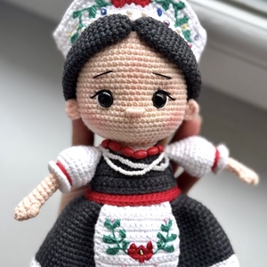 Horgolt baba magyar stílusban - Meska.hu