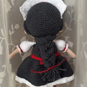 Horgolt baba magyar stílusban - játék & sport - plüssállat & játékfigura - ember - Meska.hu