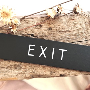 Exit tábla, exit öntapadós tábla ajtóra, falra - otthon & életmód - dekoráció - ajtó- és ablak dekoráció - ajtótábla - Meska.hu