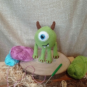 Szörny Rt. horgolt figura-Mike Wazowski, Játék & Sport, Plüssállat & Játékfigura, Szörnyike, Horgolás, MESKA