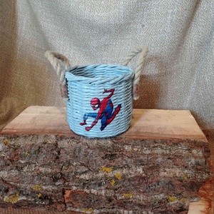 Pókember-Kötélfüles papírfonott tárolókosár, Otthon & Életmód, Tárolás & Rendszerezés, Tárolókosár, Decoupage, transzfer és szalvétatechnika, Fonás (csuhé, gyékény, stb.), MESKA
