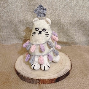 Horgolt morcos cica - karácsony - karácsonyi lakásdekoráció - karácsonyi manók, figurák - Meska.hu