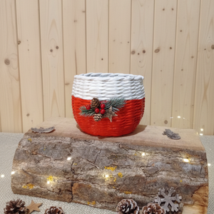 Egy apró kosár, ami karácsonyi csodát rejt, Karácsony, Karácsonyi lakásdekoráció, Ünnepi asztaldekoráció, Kosárfonás, MESKA