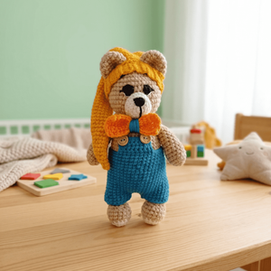 Horgolt maci kertésznadrággal, sapkával, Játék & Sport, Plüssállat & Játékfigura, Maci, Horgolás, MESKA