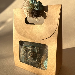 Antik bronz karácsonyi medalion natúr dísztáskában - karácsony - karácsonyi lakásdekoráció - karácsonyfadíszek - Meska.hu