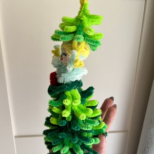 Karácsonyfa kislány - karácsony - karácsonyi lakásdekoráció - karácsonyi lakásdíszek - Meska.hu