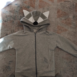 Kapucnis rókás/ farkasos pulóver - ruha & divat - babaruha & gyerekruha - pulóver - Meska.hu