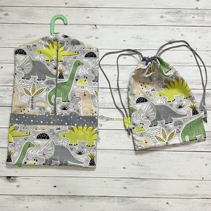 Zöld dínós ovizsák és tornazsák szett, Játék & Sport, Ovis felszerelés, Ovis szett, Varrás, MESKA