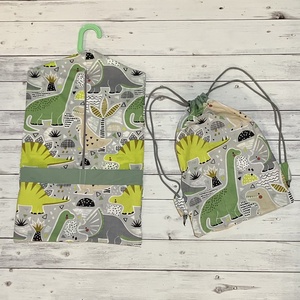 Zöld dínós ovizsák és tornazsák szett, Játék & Sport, Ovis felszerelés, Ovis szett, Varrás, MESKA