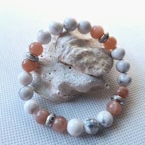 Howlit- Holdkő ásvány karkötő, Ékszer, Karkötő, Gyöngyös karkötő, Ékszerkészítés, MESKA