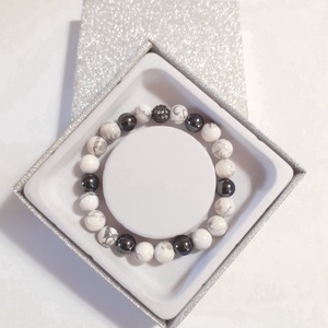 Howlit-hematit ásvány karkötő - ékszer - karkötő - gyöngyös karkötő - Meska.hu Howlit-hematit ásvány karkötő - ékszer - karkötő - gyöngyös karkötő - Meska.hu