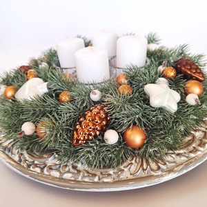 Adventi asztaldísz bronz-fehér - karácsony - adventi díszek - adventi koszorú - Meska.hu