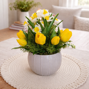 Tavaszi tulipános asztaldísz III. - Meska.hu