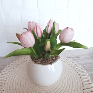 Tulipánok kerámia gömb kaspóban-rózsaszín - otthon & életmód - dekoráció - asztal és polc dekoráció - asztaldísz - Meska.hu