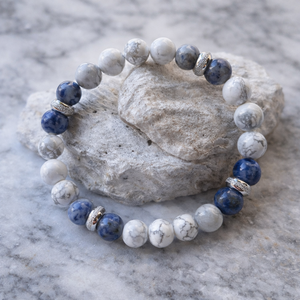 Howlit-Szodalit ásvány karkötő, Ékszer, Karkötő, Gyöngyös karkötő, Ékszerkészítés, MESKA