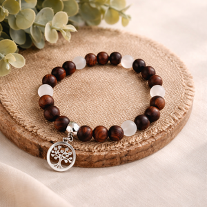 Illatos szantálfa és hegyikristály karkötő, Ékszer, Karkötő, Gyöngyös karkötő, Ékszerkészítés, MESKA