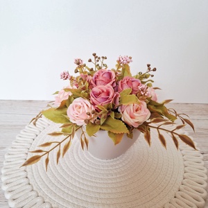 Asztaldísz rózsákkal - otthon & életmód - virágdekoráció - virágdíszek - asztali virágdísz - Meska.hu