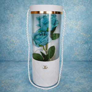 Élethű rózsa virág táskában-kék - Meska.hu